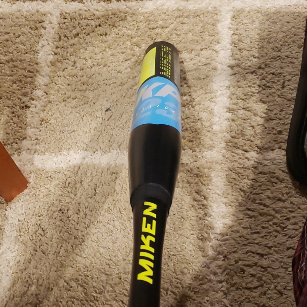 Mens softball bat